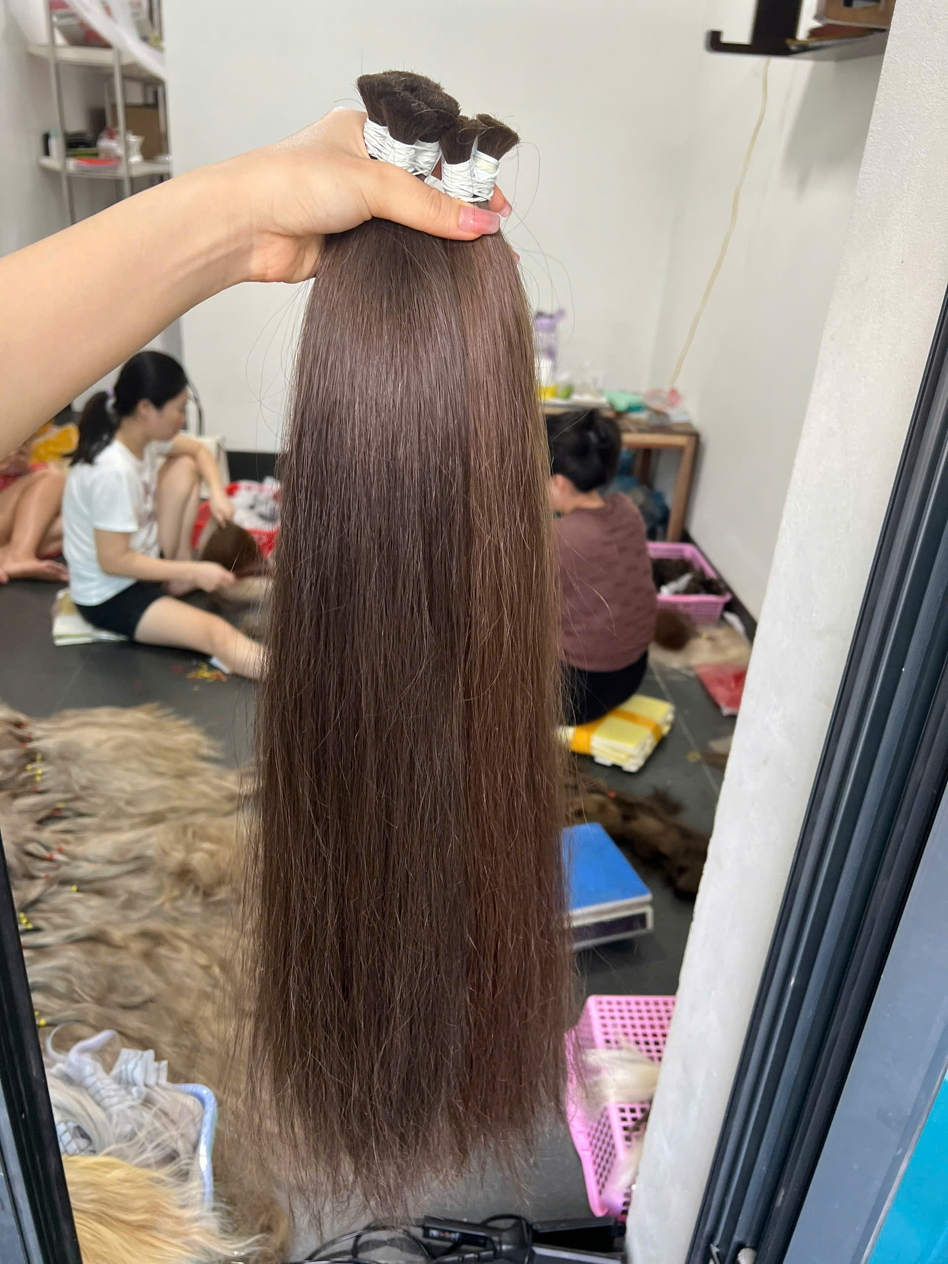 BULK BUNDLE BROWN SHEEN HAIR VIETNAM 